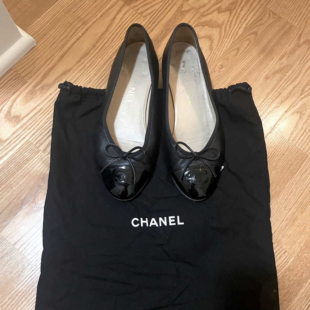 Authentic Chanel ballet flats